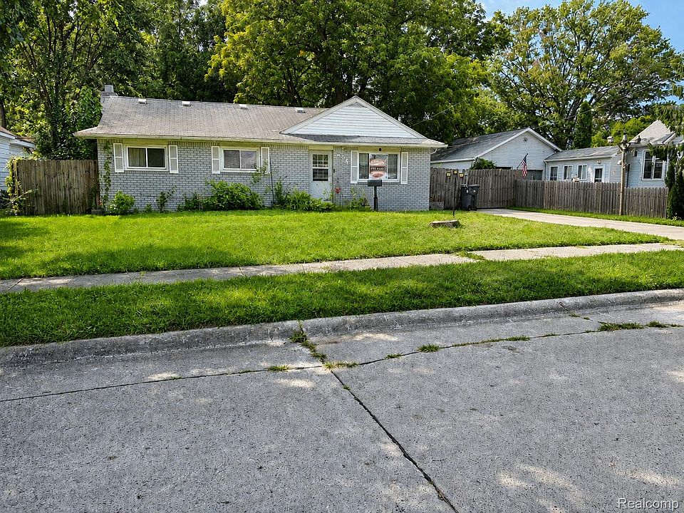 1st image of 264 Helen St