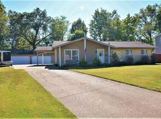 1711 Crystal Ct, Evansville, IN 47714