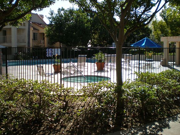 4th image of 7369 Calle Cristobal