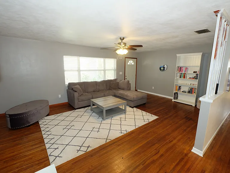 3227 Gardner Rd #1 — Photo 10