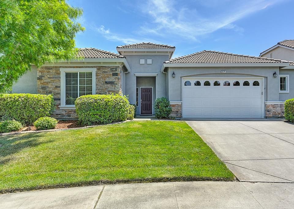 1st image of 624 Alpine Hill Ct
