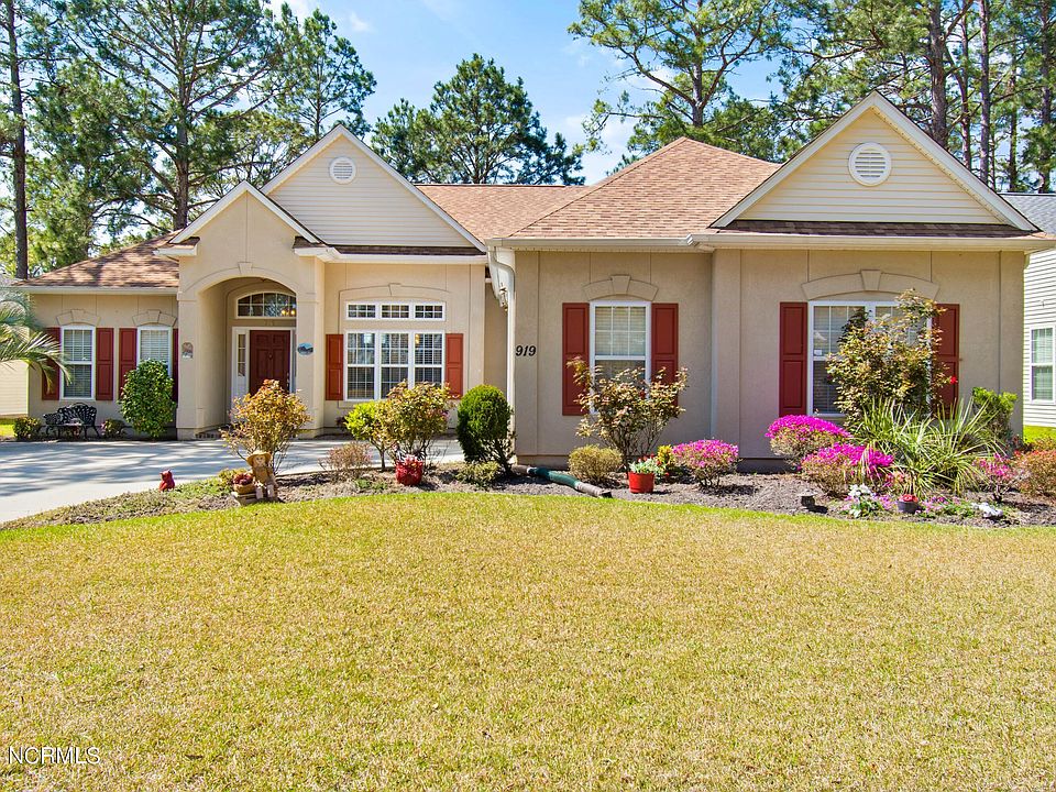 1st image of 919 Sandpiper Bay Drive SW