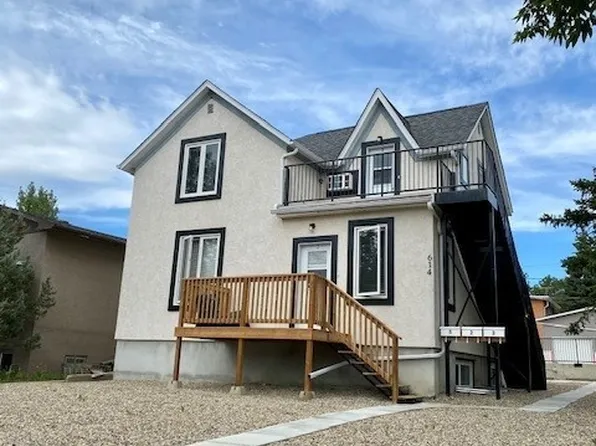 614 7th Avenue NE, Swift Current, SK S9H 2M4