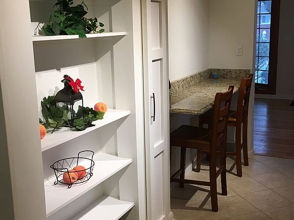 5th image of 2347 Newman St