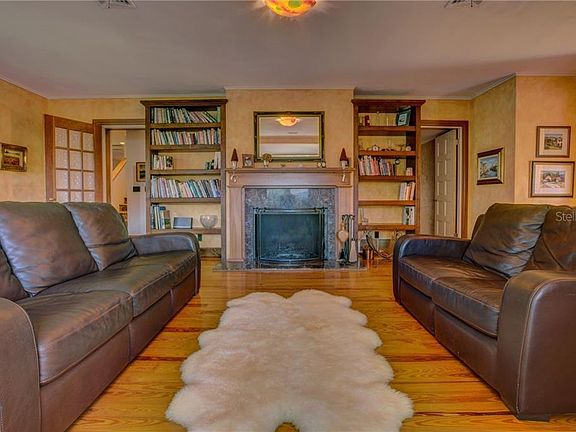 5th image of 475 Acacia Dr