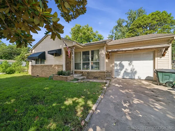 1000 N Maple St, Sand Springs, OK 74063
