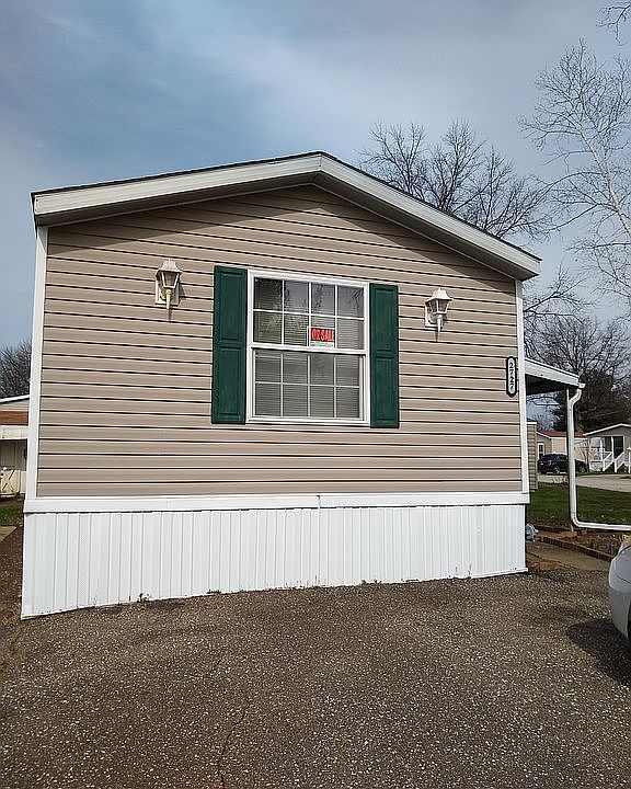 1st image of 2727 Green Hill Dr