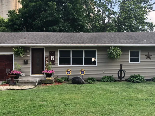 205 N 4th Ave W, Lake Mills, IA 50450