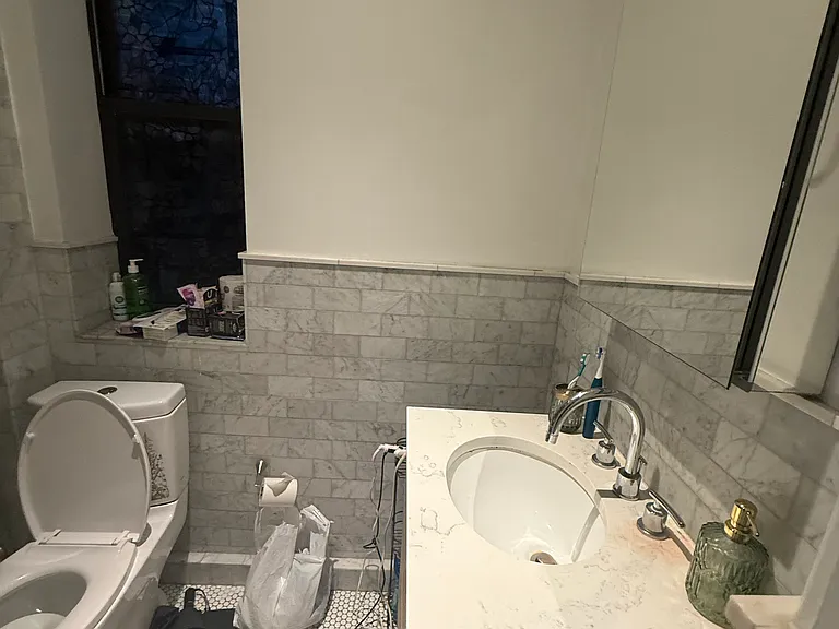 23 Catherine St #4A — Photo 7