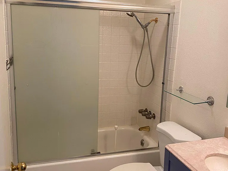 825 Coakley Dr — Photo 8