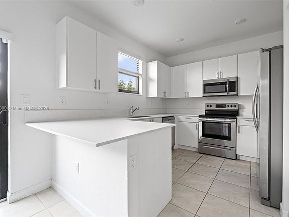 5th image of 11944 SW 247th Ter