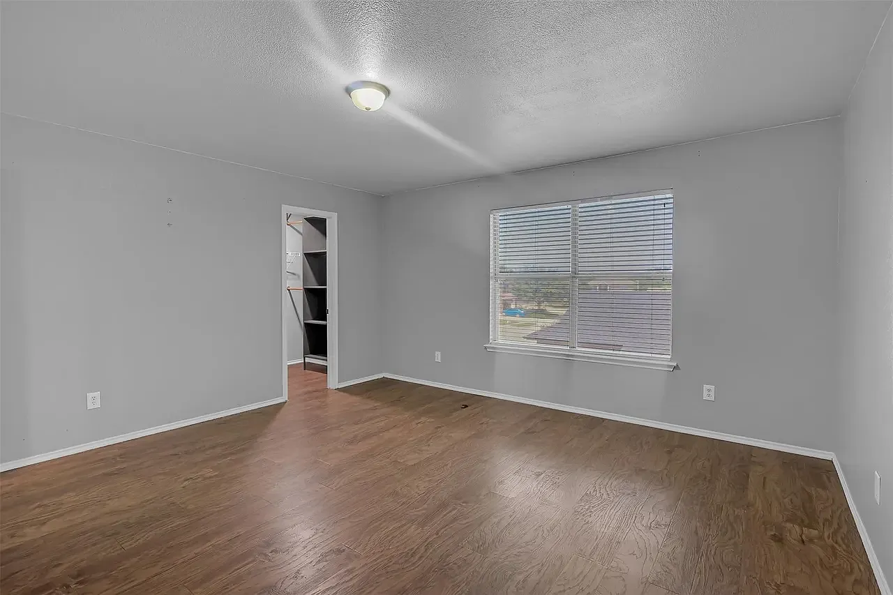 4 bed, 3.5 bath, 2653 sqft, $2,800 — Photo 1