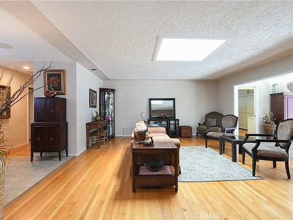 3rd image of 5382 Brighton Dr