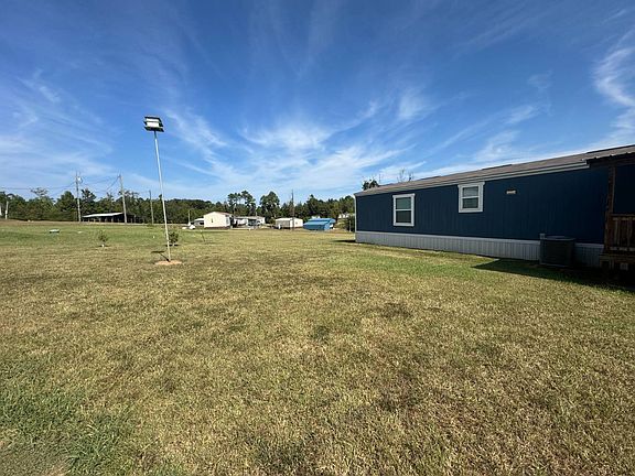 3rd image of 129 Gumbo Ln