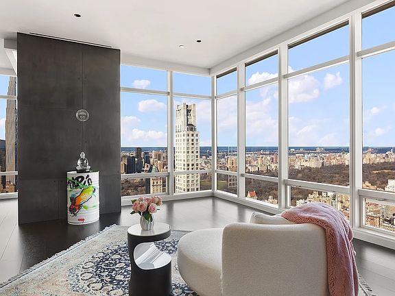 2nd image of 151 E 58th St #46AB