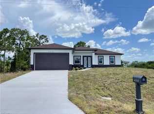 4215 25th St SW, Lehigh Acres, FL 33976