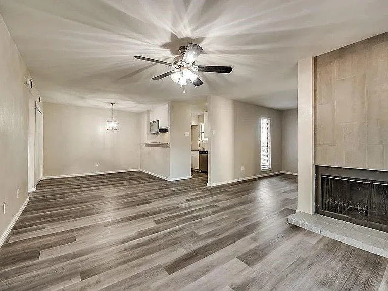 8110 Skillman St #2032F — Photo 5