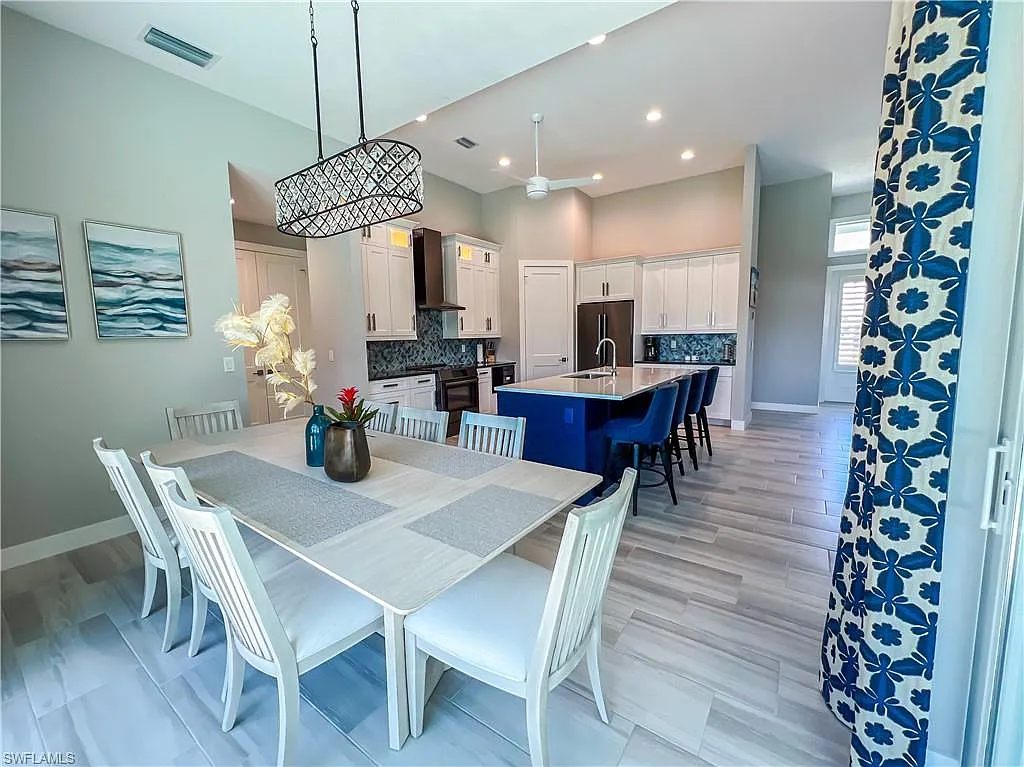 4 bed, 3.0 bath, 1969 sqft, $8,500 — Photo 3