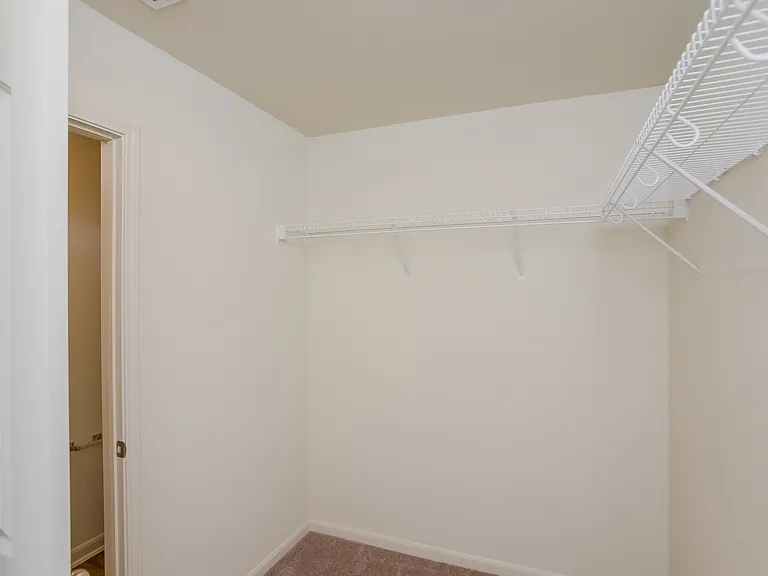 11927 Lake Parker — Photo 13