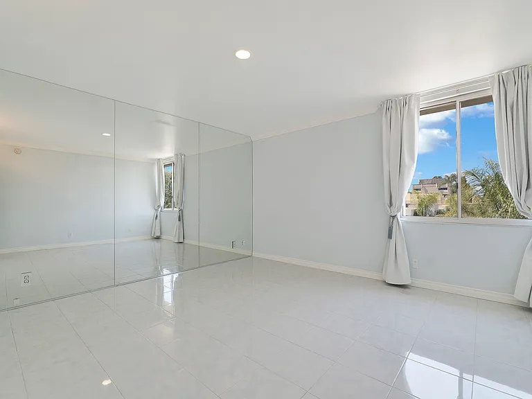 5301 Balboa Blvd #Q302 — Photo 19