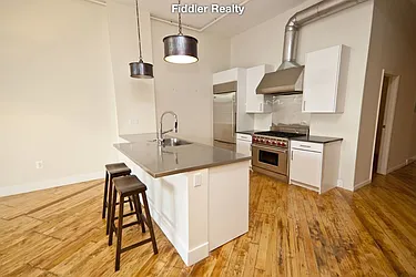Rented by Fiddler Realty