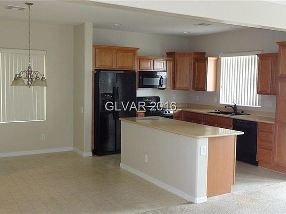 2nd image of 1036 Calvia St