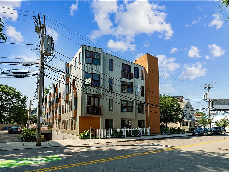 24 Bay State Rd #9 — Photo 16