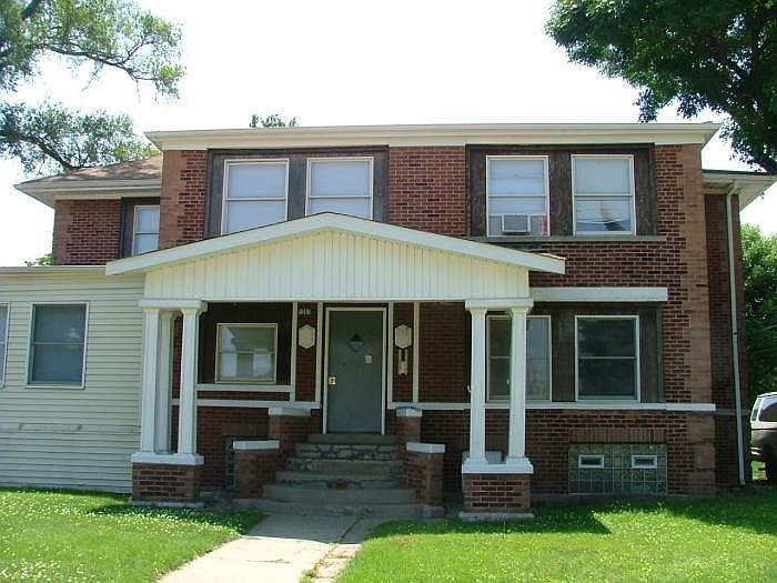 7-Unit Beacon Street