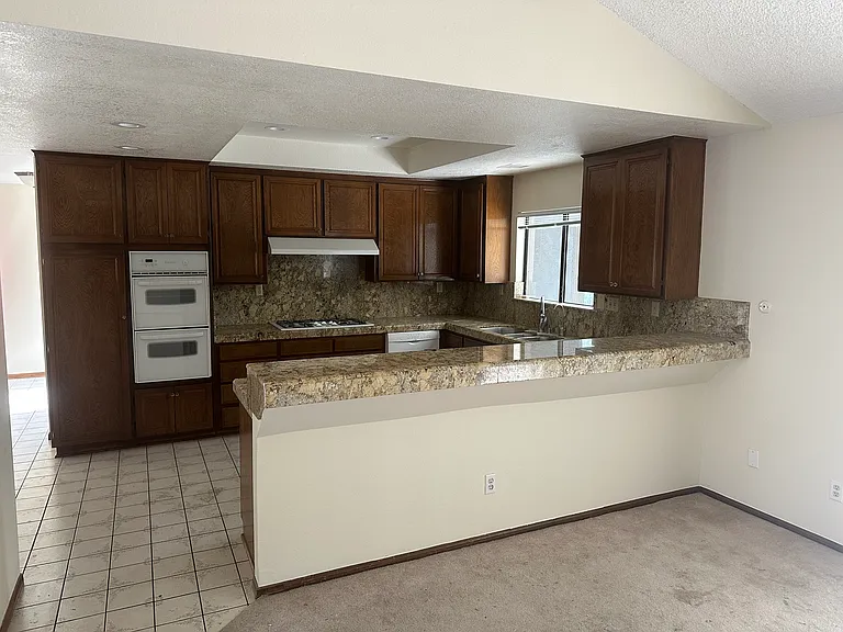 10126 Valley Circle Blvd — Photo 5