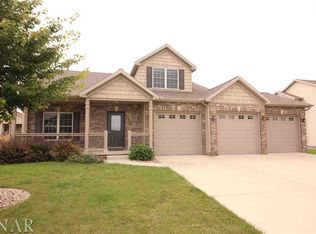 3909 Lay Ln, Bloomington, IL 61704