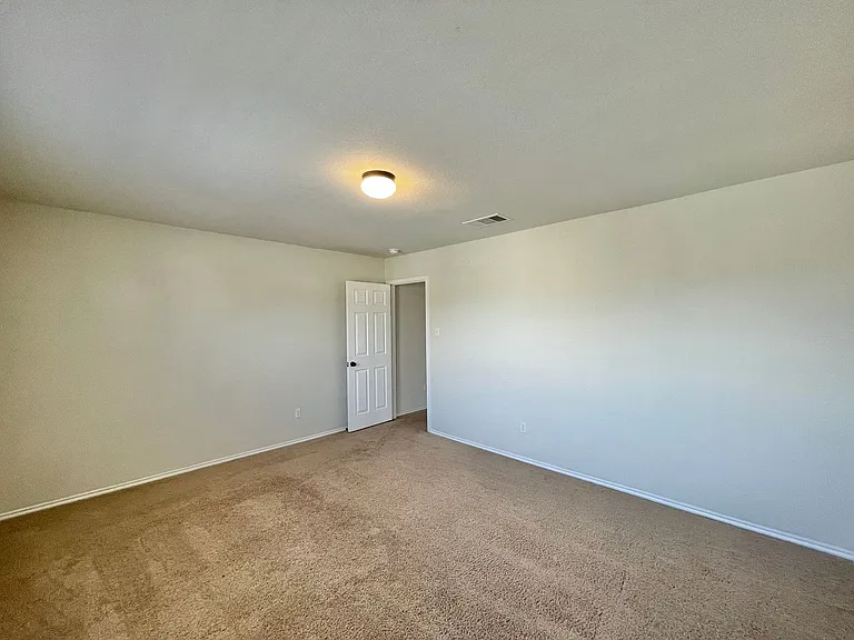 304 W Orion Dr — Photo 41