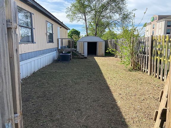 3rd image of 1601 E 11th Ave #1601M