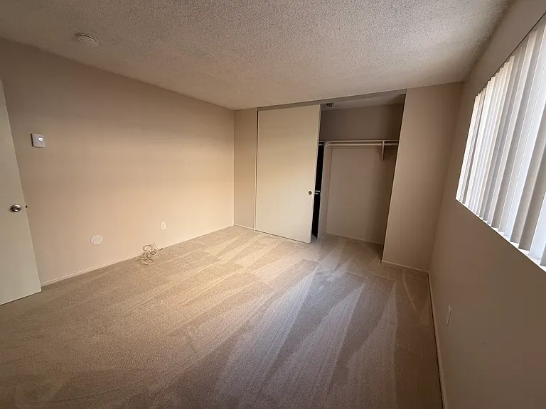 4746 W Point Loma Blvd #3 — Photo 13