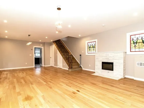 3216 Avenue J image 5 of 36