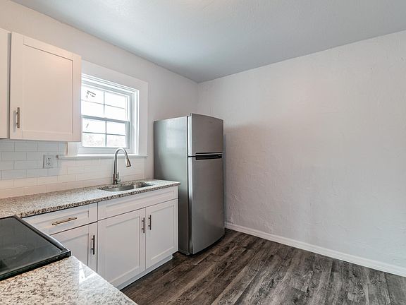 3rd image of 733 5th Ave N APT 3