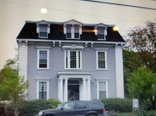 12 Walnut St APT 5, Taunton, MA 02780