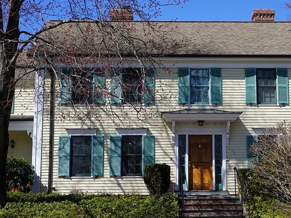 1st image of 470 Belmont St #470