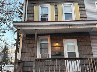 2004 Kensington St #1, Harrisburg, PA 17104