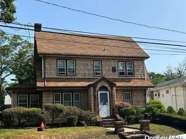 619 Brooklyn Avenue, Baldwin, NY 11510