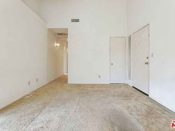 4th image of 27905 Tyler Ln Unit 708
