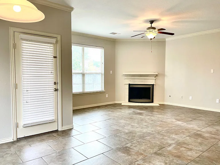 26100 Brickhill Dr — Photo 18