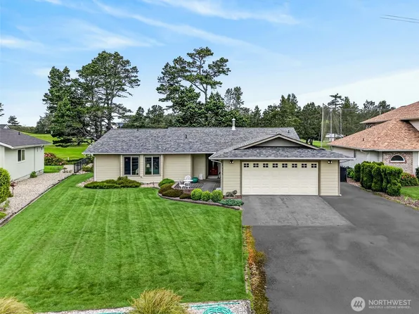 1211 314th Place, Ocean Park, WA 98640