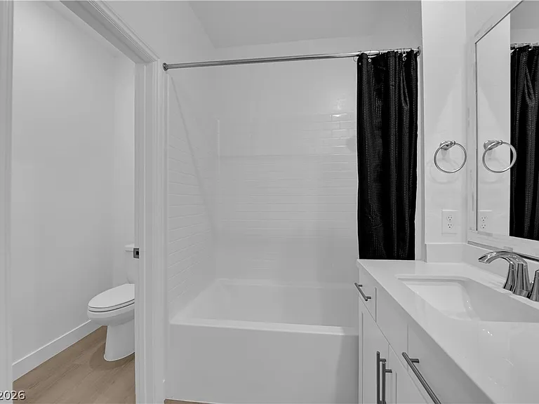 600 N Carriage Hill Dr #1048 — Photo 28