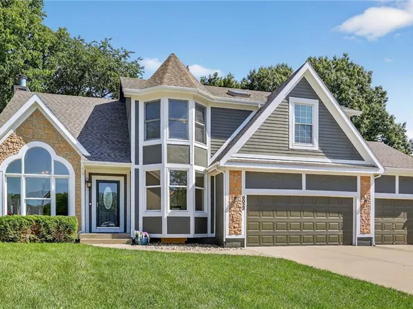 8023 N Nodaway Ave, Kansas City, MO 64152