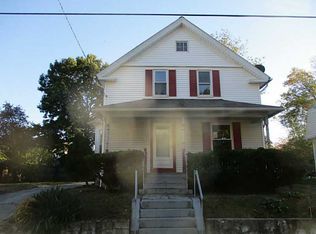 128 Smith St, Cranston, RI 02905