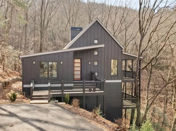 145 Chipmunk Cir, Big Canoe, GA 30143