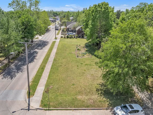 1408 S Columbia Ave, Tulsa, OK 74104