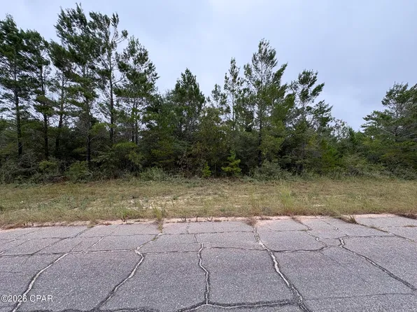 17 Ardenwood Dr, Chipley, FL 32428
