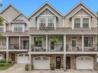 1981 NE 49th Way, Hillsboro, OR