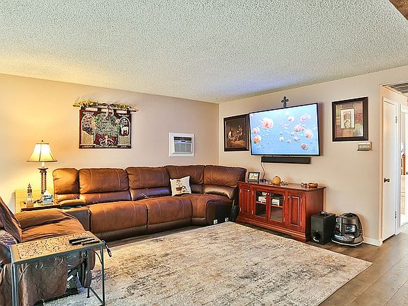 5th image of 1510 N Jasmine Ct